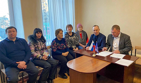 Депутат провел прием граждан в Грачевском районе